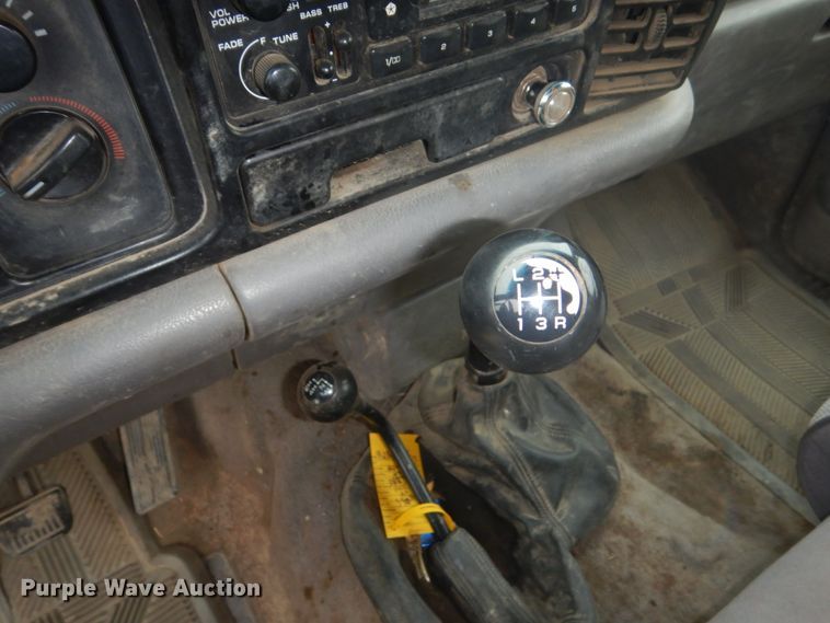 image for item FU9633 1994 Dodge Ram 2500 flatbed pickup truck