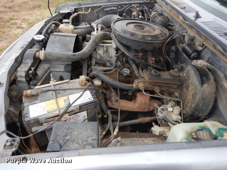 image for item FU9634 1994 Dodge Dakota Club Cab pickup truck