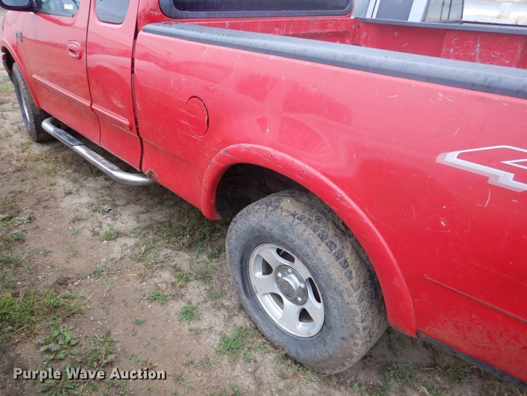 image for item FU9636 2002 Ford F150 SuperCab pickup truck