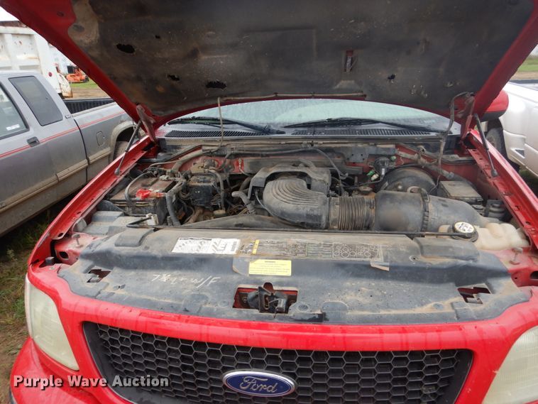 image for item FU9636 2002 Ford F150 SuperCab pickup truck