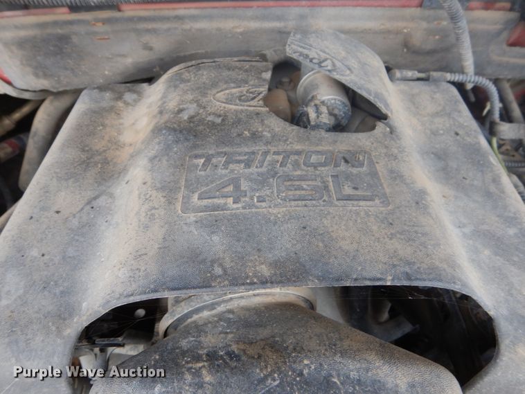 image for item FU9636 2002 Ford F150 SuperCab pickup truck