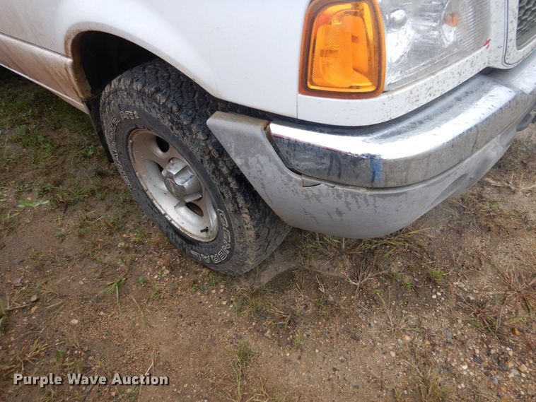 image for item FU9637 2001 Ford Ranger SuperCab pickup truck