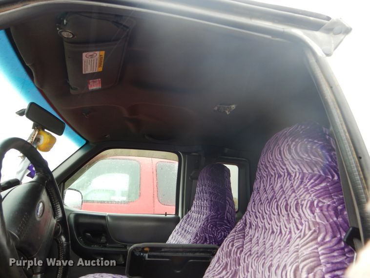 image for item FU9637 2001 Ford Ranger SuperCab pickup truck