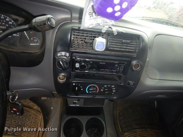 image for item FU9637 2001 Ford Ranger SuperCab pickup truck