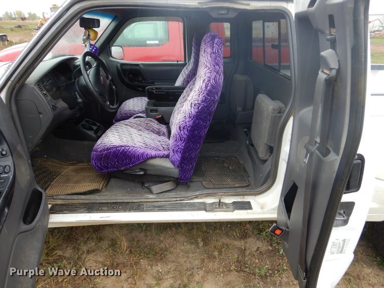 image for item FU9637 2001 Ford Ranger SuperCab pickup truck