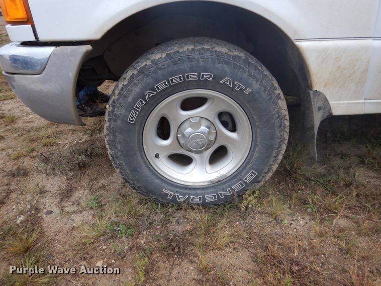 image for item FU9637 2001 Ford Ranger SuperCab pickup truck