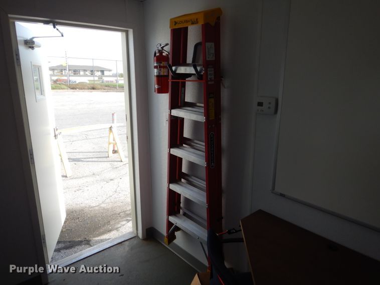 image for item FU9721 Office building