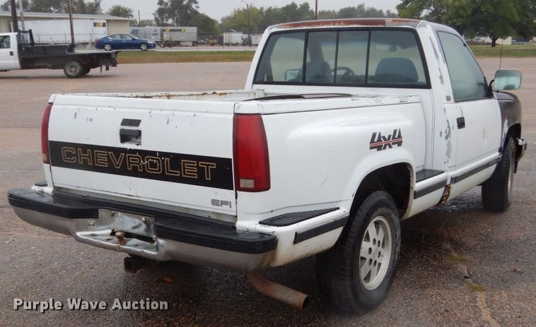 image for item FU9731 1989 Chevrolet K1500 pickup truck