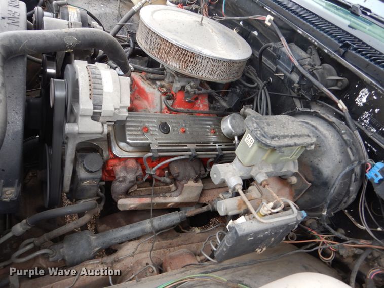 image for item FU9731 1989 Chevrolet K1500 pickup truck