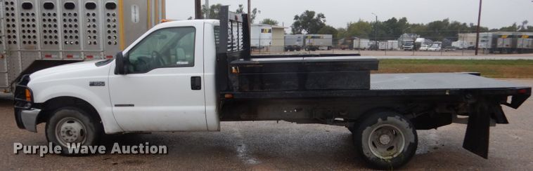 image for item FU9732 1999 Ford F350 Super Duty flatbed pickup truck