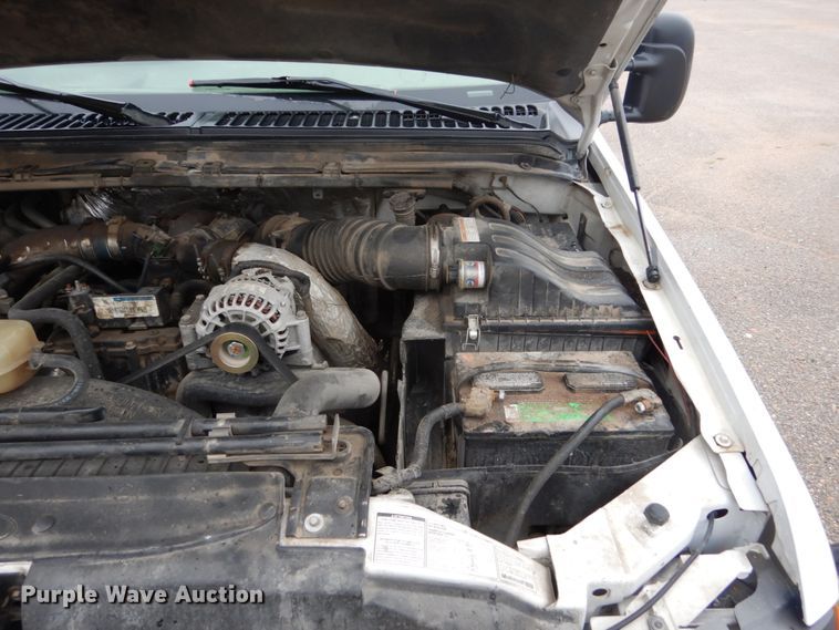 image for item FU9732 1999 Ford F350 Super Duty flatbed pickup truck