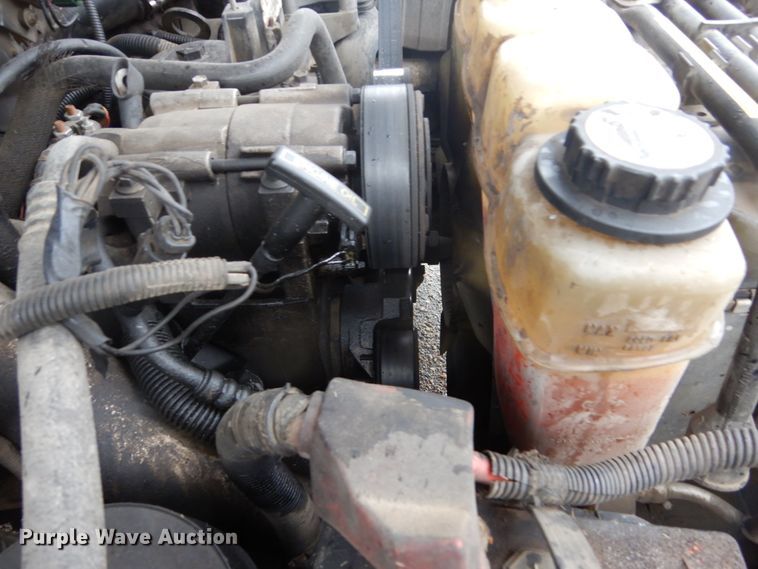 image for item FU9732 1999 Ford F350 Super Duty flatbed pickup truck