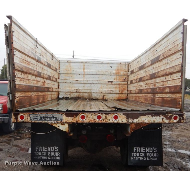 image for item FU9741 1971 Chevrolet C50 grain truck