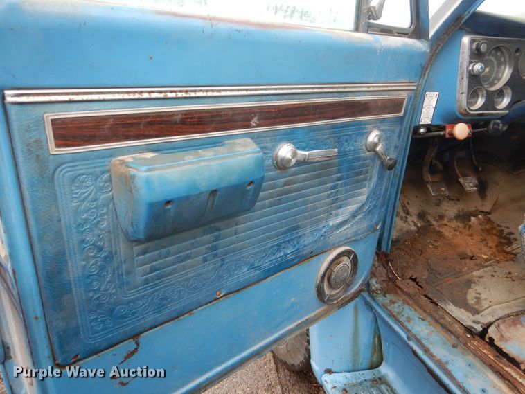 image for item FU9741 1971 Chevrolet C50 grain truck