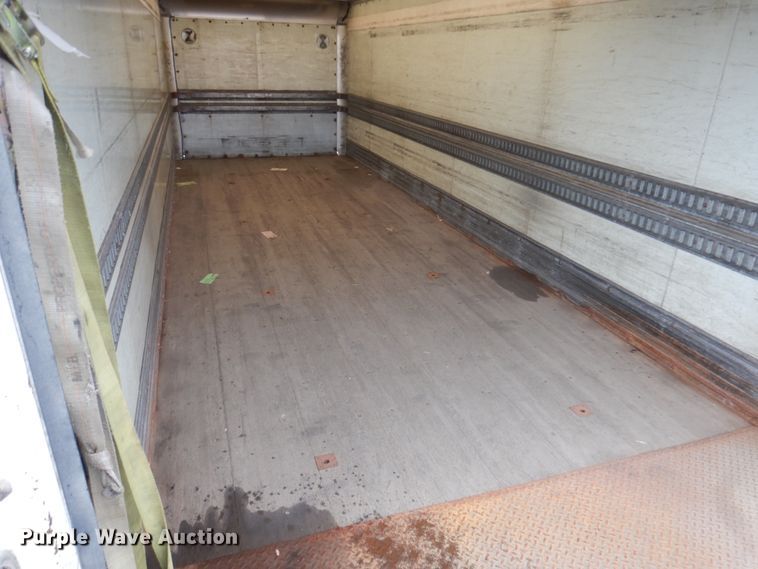 image for item FU9742 2005 International 4400 box truck