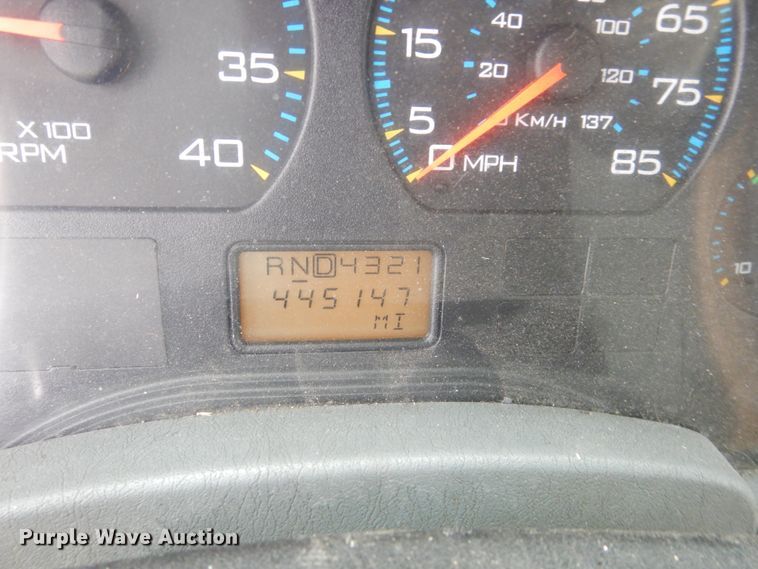 image for item FU9742 2005 International 4400 box truck