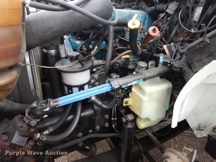 image for item FU9742 2005 International 4400 box truck