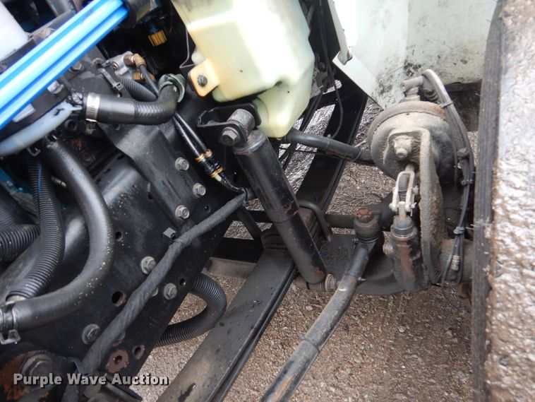 image for item FU9742 2005 International 4400 box truck