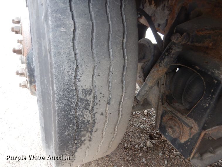 image for item FU9742 2005 International 4400 box truck