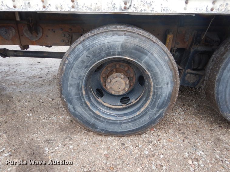 image for item FU9742 2005 International 4400 box truck