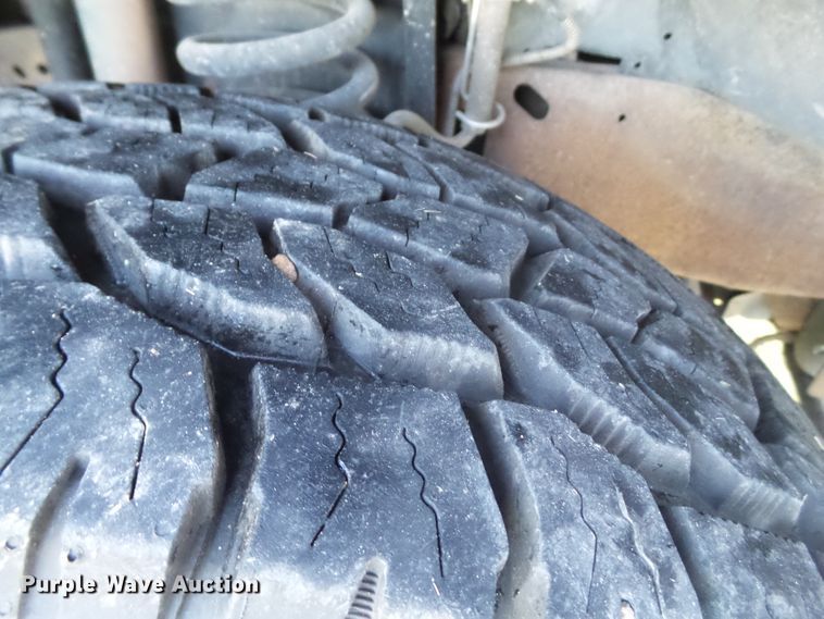 image for item GC9053 2005 Ford F350 Super Duty King Ranch Crew Cab pickup truck