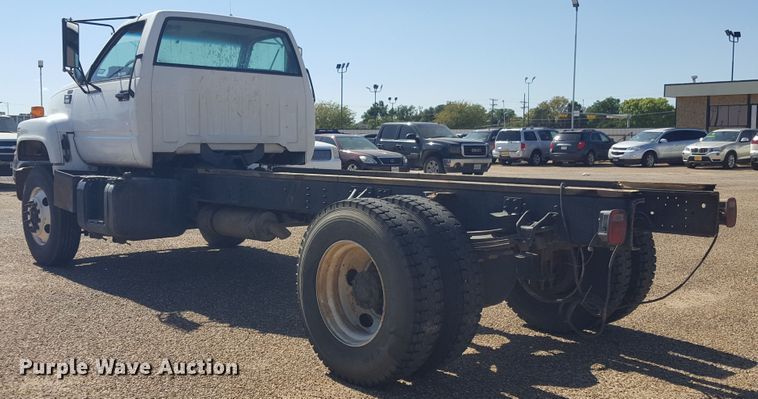 image for item GC9067 1997 Chevrolet C7500 truck cab and chassis