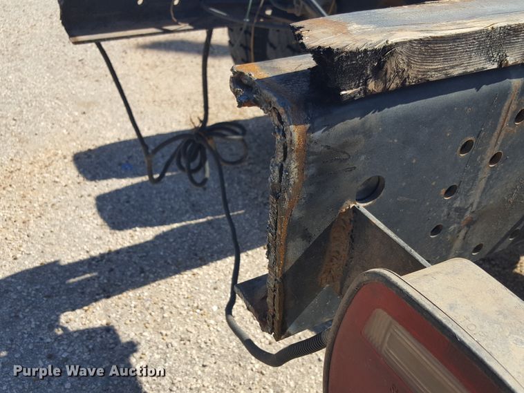 image for item GC9067 1997 Chevrolet C7500 truck cab and chassis