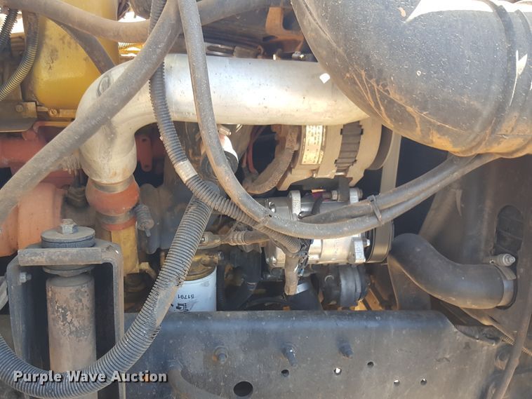 image for item GC9067 1997 Chevrolet C7500 truck cab and chassis