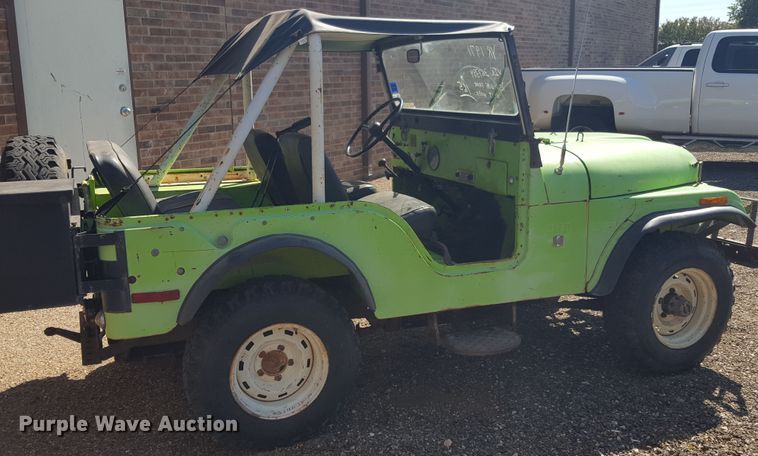 image for item GC9068 1971 Jeep SUV