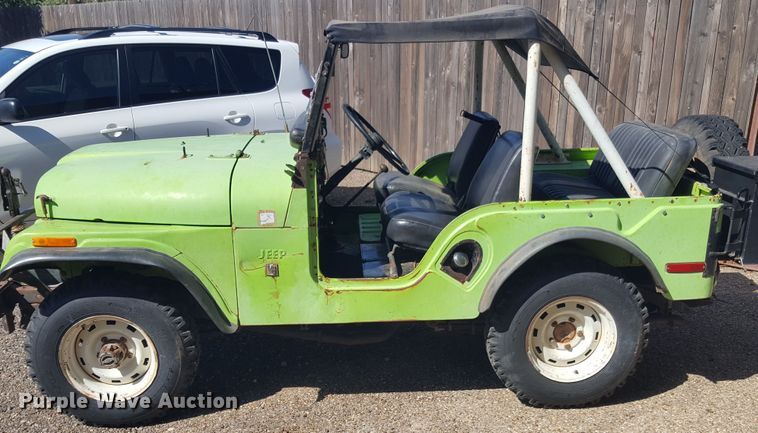 image for item GC9068 1971 Jeep SUV