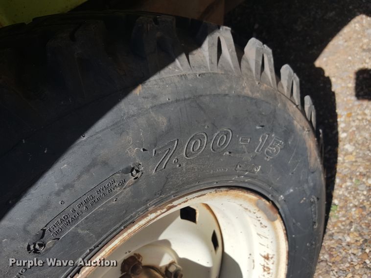 image for item GC9068 1971 Jeep SUV