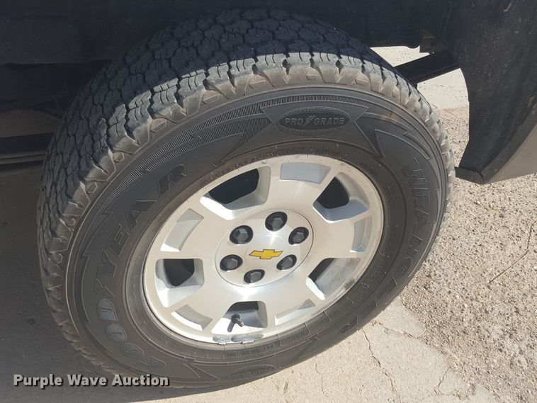 image for item GC9069 2013 Chevrolet Silverado 1500 Crew Cab pickup truck