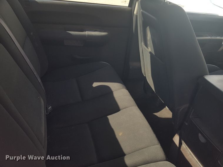 image for item GC9069 2013 Chevrolet Silverado 1500 Crew Cab pickup truck