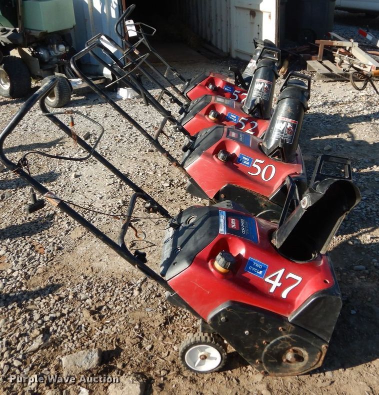 image for item GC9349 (4) Toro 3815 snow blowers