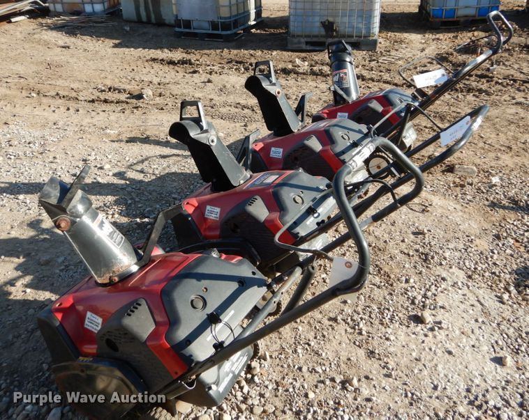 image for item GC9349 (4) Toro 3815 snow blowers