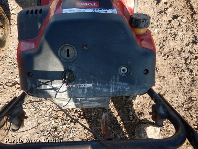 image for item GC9349 (4) Toro 3815 snow blowers