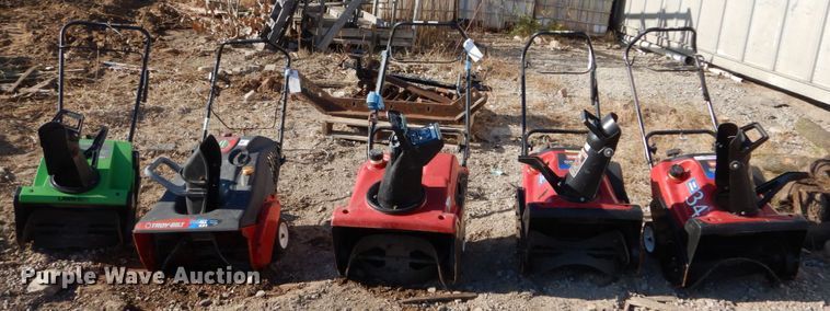 image for item GC9351 (5) snow blowers