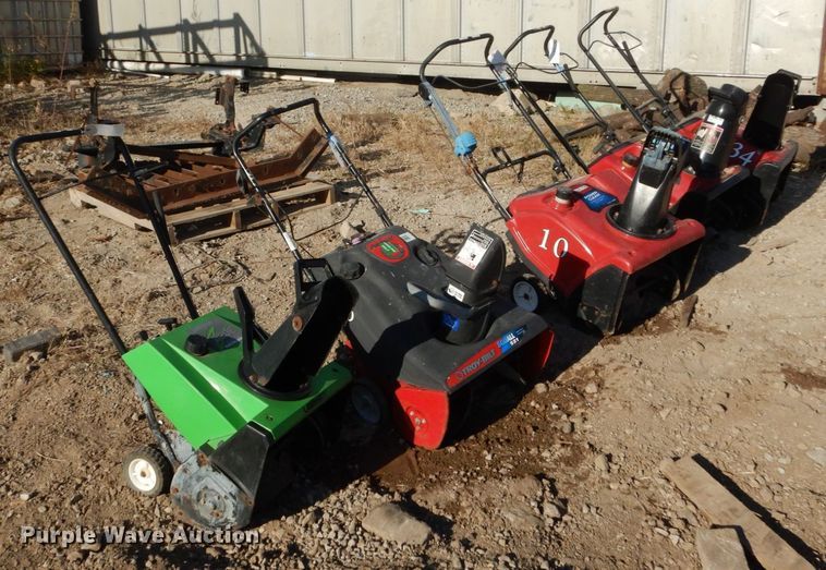 image for item GC9351 (5) snow blowers