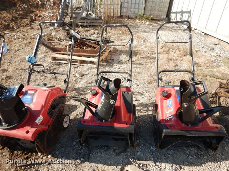 image for item GC9351 (5) snow blowers