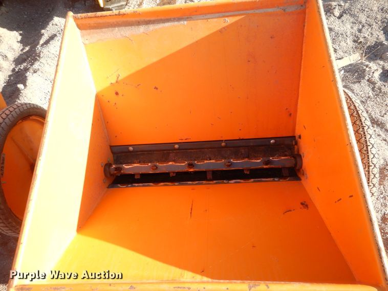 image for item GC9353 (2) Epoke Epomini 20 precision drop spreaders