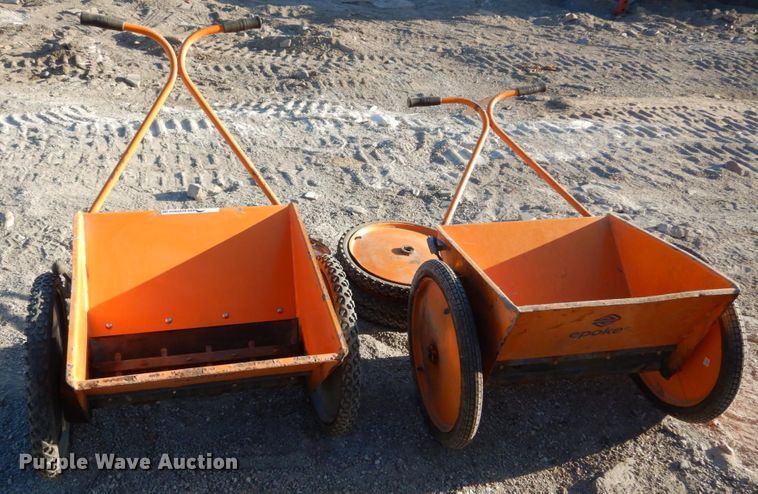 image for item GC9354 (2) Epoke Epomini 5 precision drop spreaders