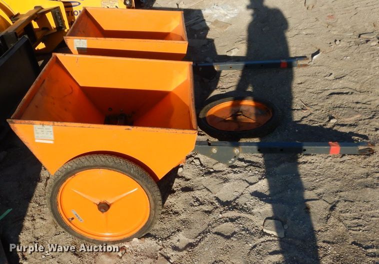 image for item GC9355 (2) Epoke Epomini 20 precision drop spreaders