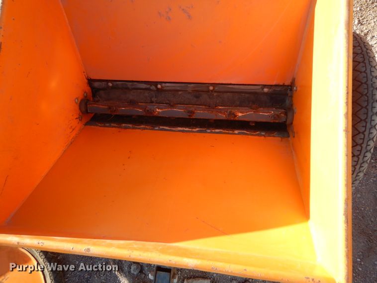 image for item GC9355 (2) Epoke Epomini 20 precision drop spreaders