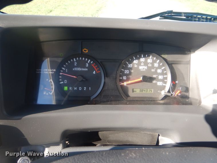 image for item GC9586 2008 Isuzu NPR box truck