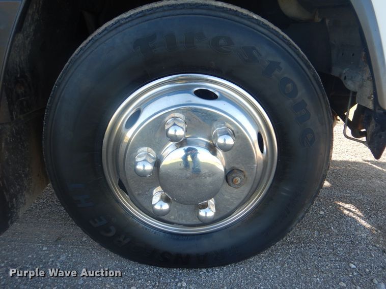 image for item GC9586 2008 Isuzu NPR box truck