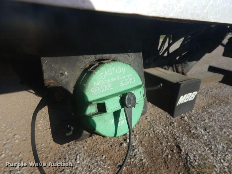 image for item GC9586 2008 Isuzu NPR box truck