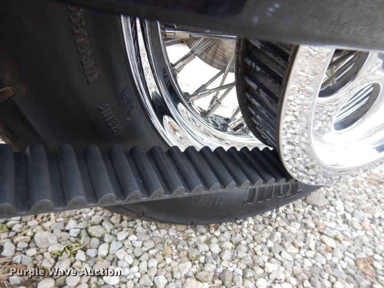 image for item GI9347 1990 Harley Davidson Super Glide Sport motorcycle