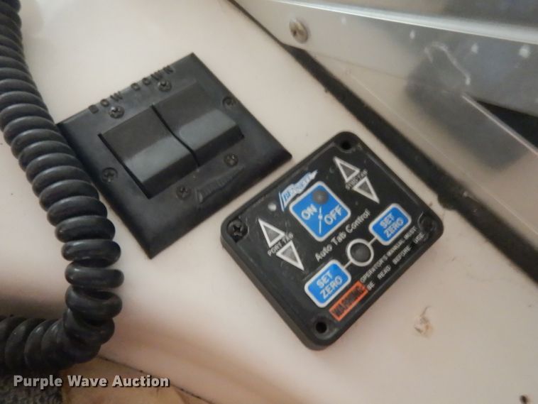 image for item GI9349 1996 Crownline boat