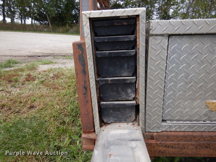 image for item GI9352 Flatbed