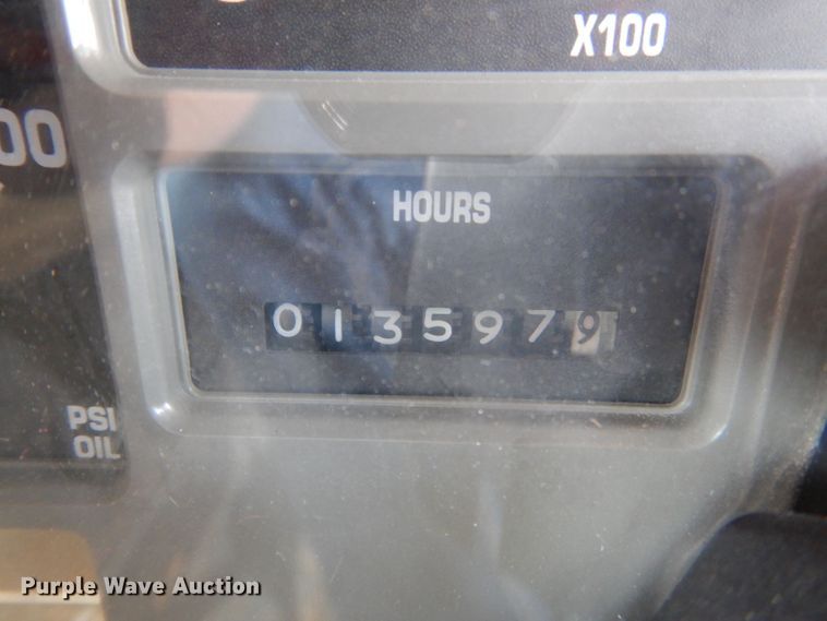 image for item GI9368 2000 International 3800 school bus